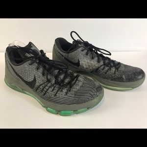 Nike men’s 14 KD8 Basketball shoes